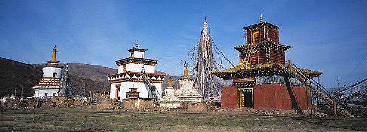 《罗格：救世传说》登陆Steam 弹幕生存射击